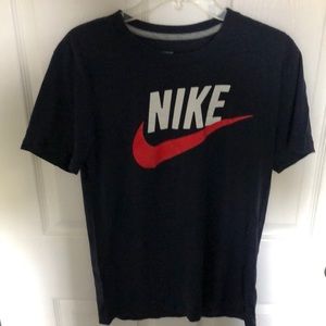 Nike T-shirt